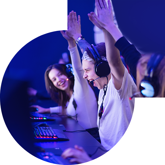 2121非凡独家双向驱动技术<br>让电竞玩家尽情享受极致高速快感